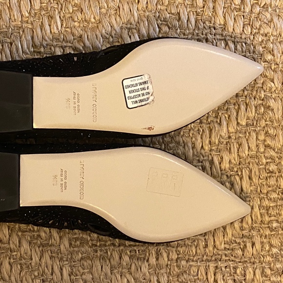 Brand  new Giorgio Armani Women's Black Rhinestone Embellished  Flats Size 38.5 - Picture 5 of 10
